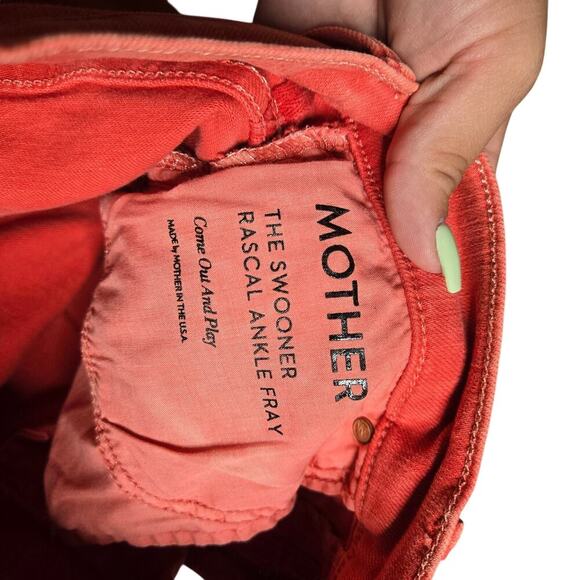 Mother The Swooner Rascal Ankle Fray in Flame Scarlett Size: 28 - Picture 9 of 9